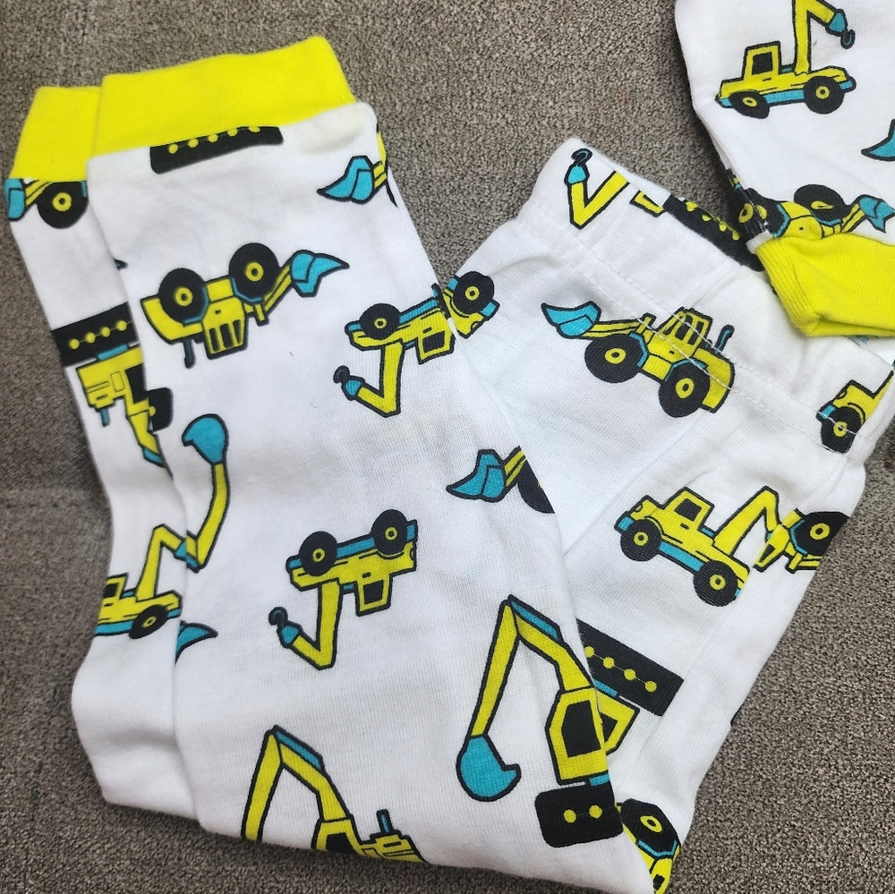 Pajama set - Picture 3 of 3